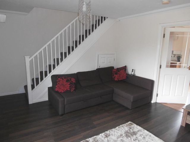  Image of 3 Bedroom Flat to rent at Linlithgow West Lothian West Lothian, EH49 7TJ