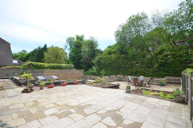  Image of 4 Bedroom Detached for sale at Temple Ewell Dover Dover, CT16 3HW