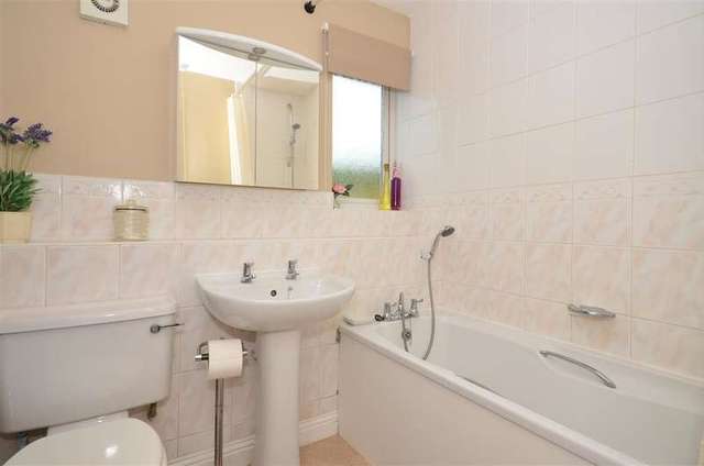  Image of 4 Bedroom Detached for sale at Temple Ewell Dover Dover, CT16 3HW
