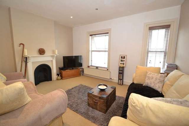  Image of 1 Bedroom Flat to rent at Salisbury, SP2 7BS