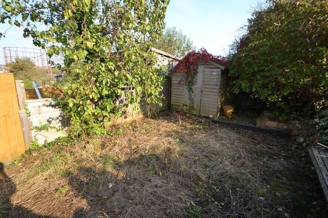  Image of 1 Bedroom Flat to rent at Salisbury, SP2 7BS