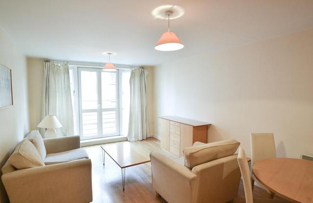  Image of 1 Bedroom Flat to rent at Birmingham, B1 2JX