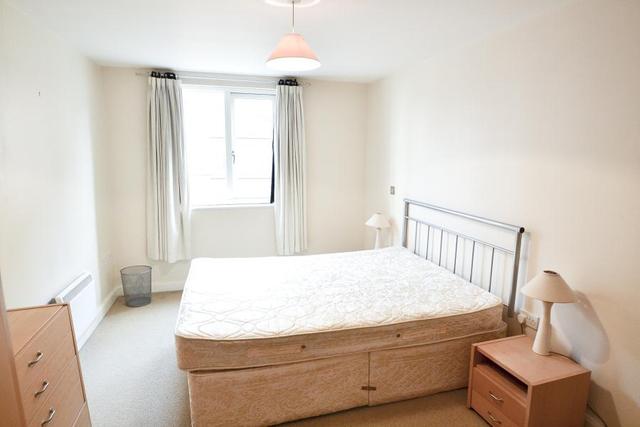  Image of 1 Bedroom Flat to rent at Birmingham, B1 2JX