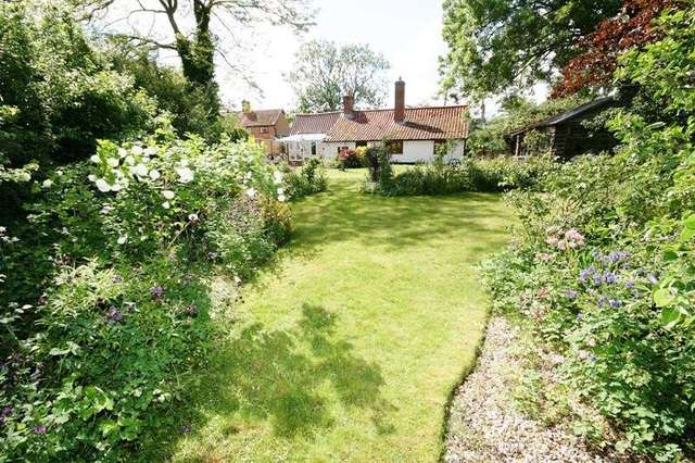  Image of 3 Bedroom Detached for sale at Snetterton North End  Norwich, NR16 2LD