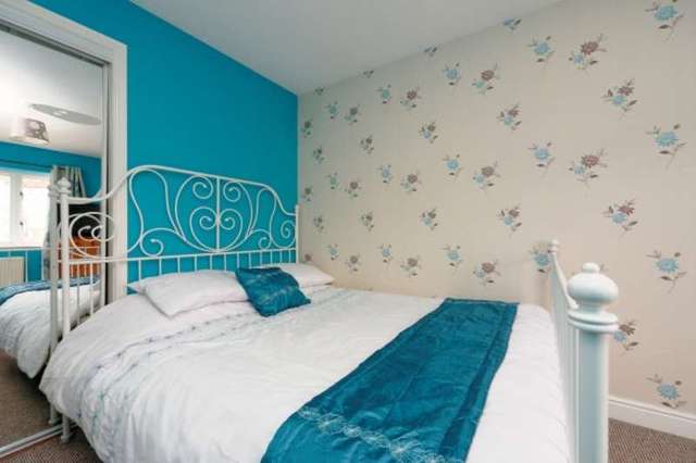  Image of 3 Bedroom Detached Villa for sale at Erskine, PA8 7DT