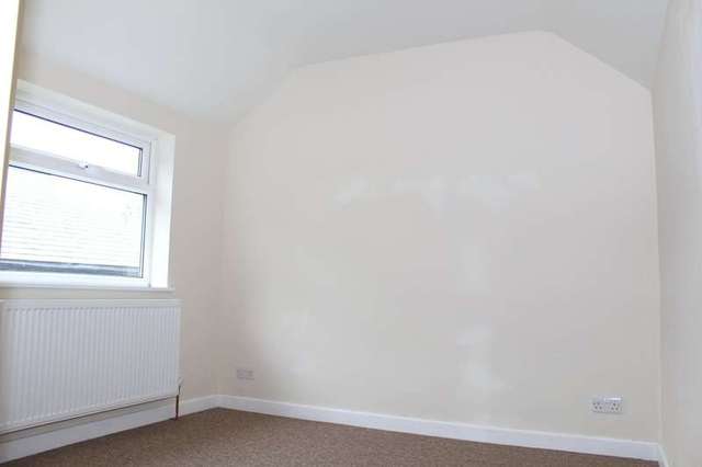  Image of 3 Bedroom Detached to rent at Newmarket Suffolk, CB8 0EN
