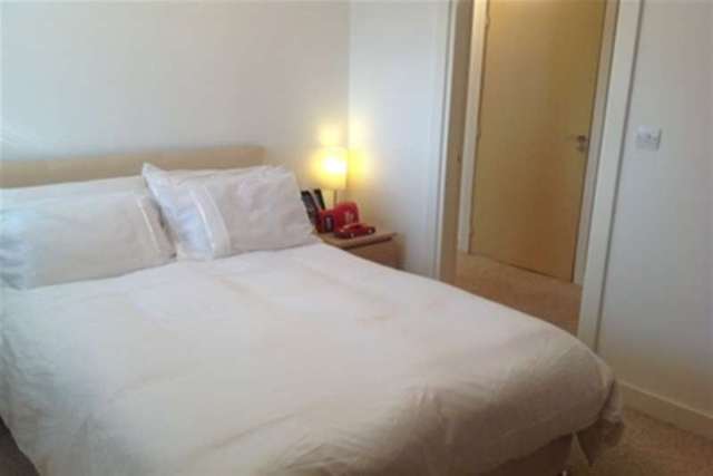  Image of 2 Bedroom Flat to rent at Stalybridge, SK15 3GP