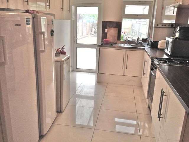  Image of Studio to rent at Station Approach Sudbury Wembley, HA0 2LA