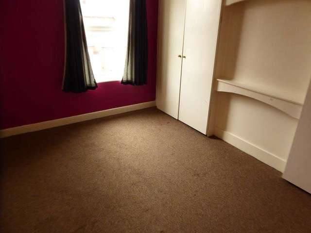  Image of 2 Bedroom Detached to rent at Leeds, LS9 6DP