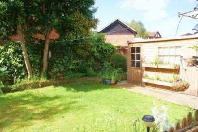  Image of 3 Bedroom Detached for sale at Broad Hinton Twyford Reading, RG10 0XJ