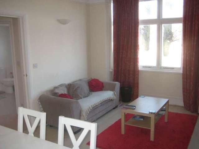  Image of 2 Bedroom Flat to rent at Norwich Norfolk, NR2 2RS