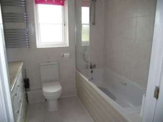 Image of 2 Bedroom Flat to rent at Wakeford Way Warmley Bristol, BS30 5HU