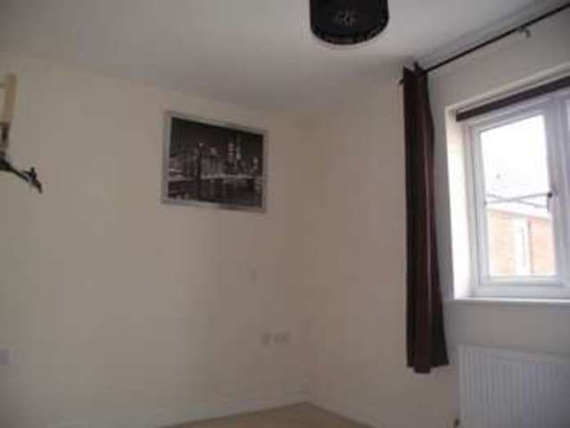  Image of 2 Bedroom Flat to rent at Wakeford Way Warmley Bristol, BS30 5HU