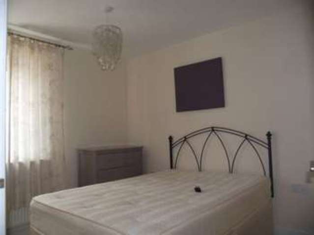  Image of 2 Bedroom Flat to rent at Wakeford Way Warmley Bristol, BS30 5HU