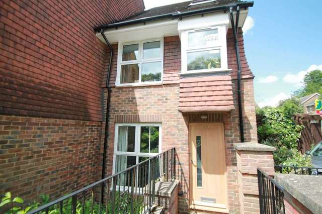  Image of 1 Bedroom Flat to rent at Kingston, KT2 7TU