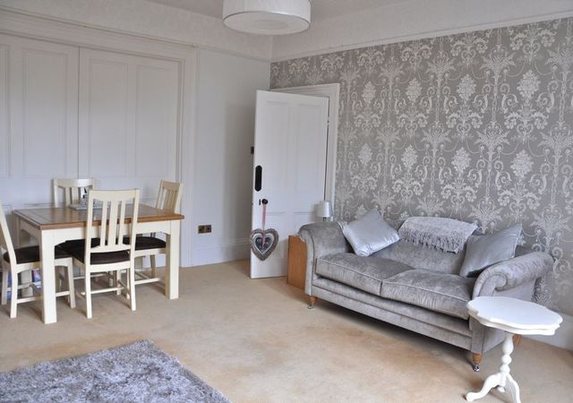  Image of 2 Bedroom Flat for sale at Windsor Square  Exmouth, EX8 1JU