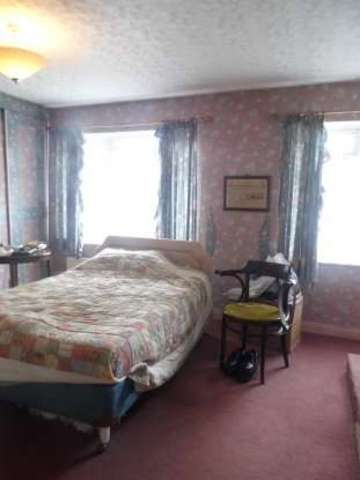  Image of 2 Bedroom Property for sale at Oldham Lancashire Oldham, OL1 4DF