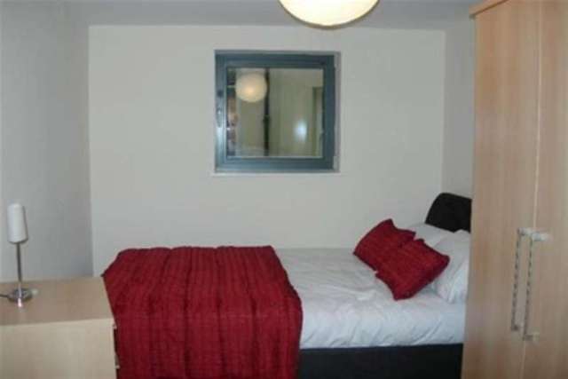  Image of 2 Bedroom Flat to rent at Leeds, LS1 2EX