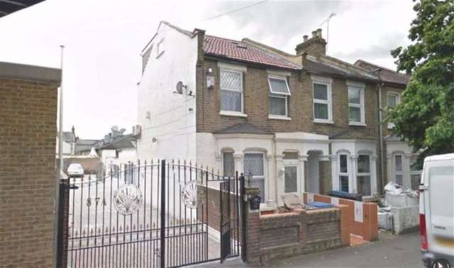  Image of Terraced for sale at Acacia Road  London, E11 3PQ