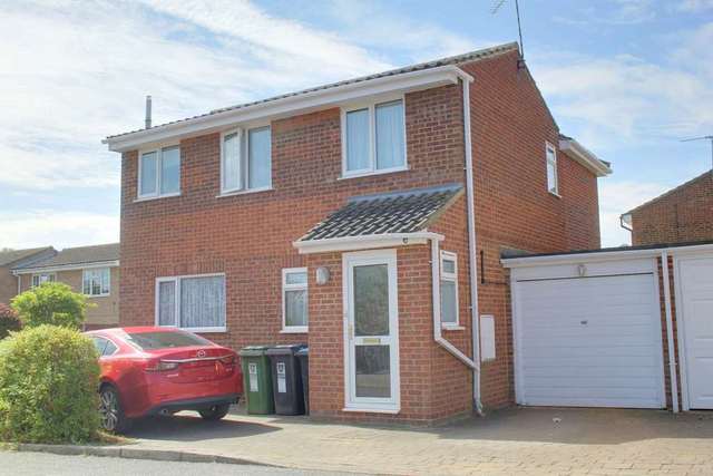  Image of 4 Bedroom Detached for sale at Berkeley Square  Hemel Hempstead, HP2 7QR