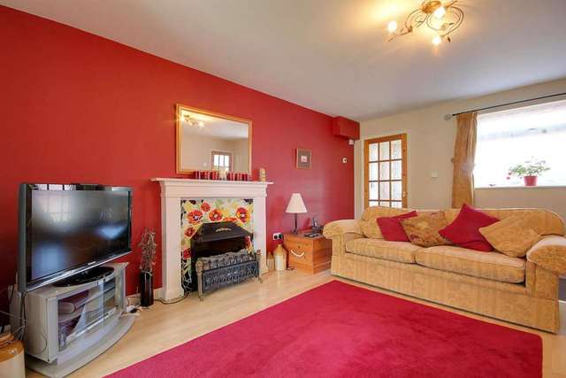  Image of 4 Bedroom Detached for sale at Berkeley Square  Hemel Hempstead, HP2 7QR