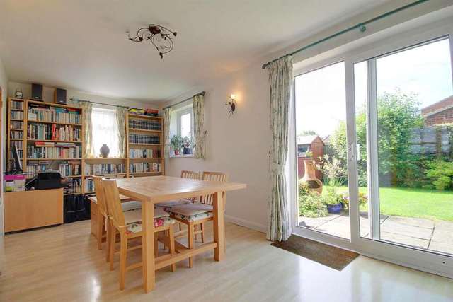  Image of 4 Bedroom Detached for sale at Berkeley Square  Hemel Hempstead, HP2 7QR