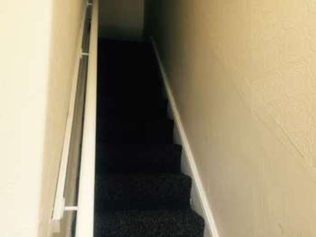  Image of 2 Bedroom Terraced to rent at Blacker Road North  Huddersfield, HD1 5HQ