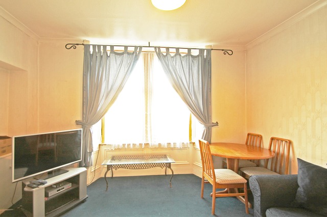  Image of 1 Bedroom Flat to rent at West End Dundee Dundee, DD2 1RS