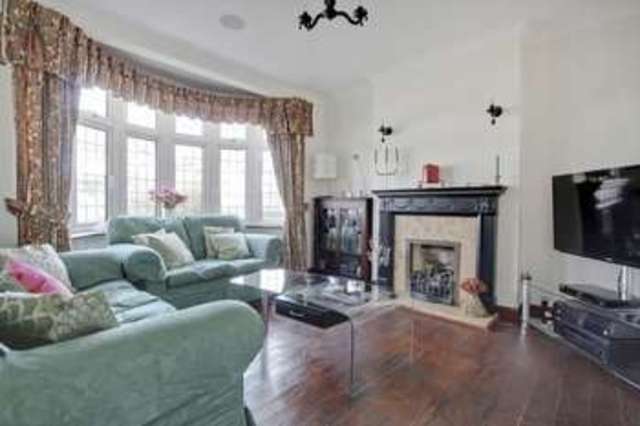  Image of 5 Bedroom Semi-Detached for sale at Broad Walk  Blackheath, SE3 8ND