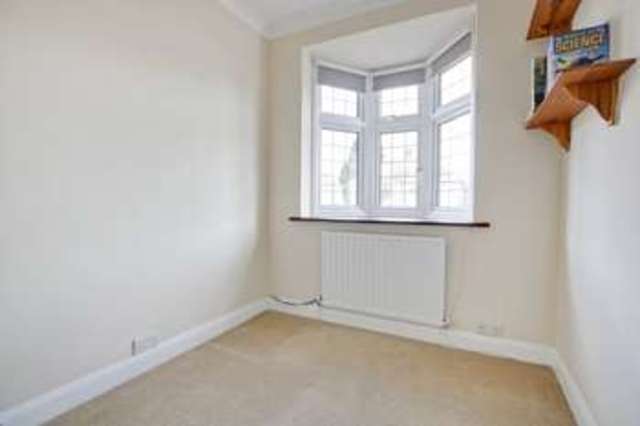  Image of 5 Bedroom Semi-Detached for sale at Broad Walk  Blackheath, SE3 8ND
