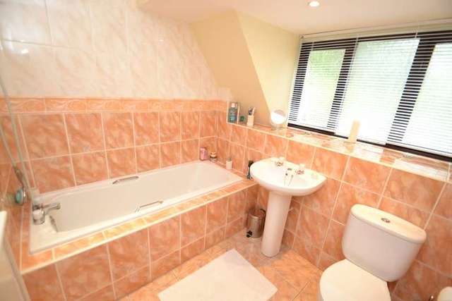  Image of 5 Bedroom Detached for sale at Broadstone, BH18 8LT