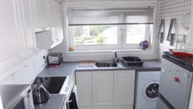  Image of 1 Bedroom Flat for sale at Canongate Calderwood East Kilbride, G74 3NX