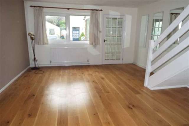  Image of 2 Bedroom Semi-Detached to rent at Chichester, PO19 7HZ