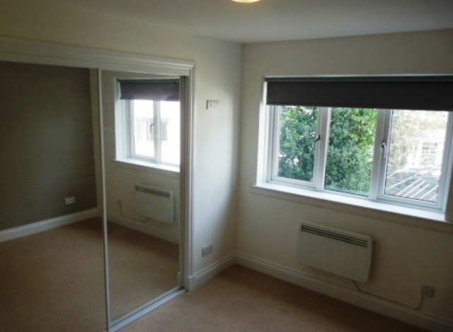  Image of 2 Bedroom Flat to rent at Rhu Argyll and Bute Argyll and Bute, G84 8DY