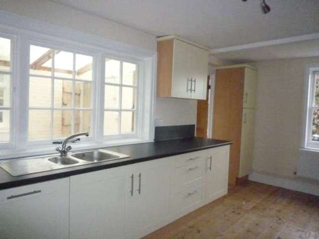  Image of 3 Bedroom Detached to rent at Church Road Snape Saxmundham, IP17 1SZ