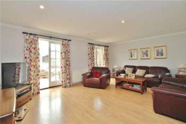  Image of 4 Bedroom Detached for sale at Horsell Surrey Knaphill, GU21 4XE