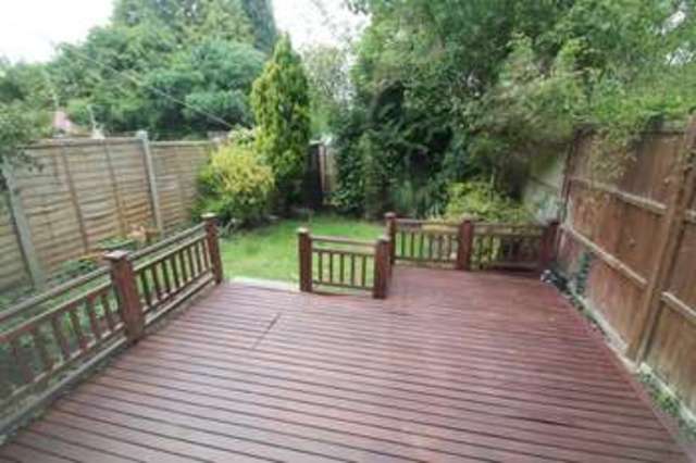  Image of 3 Bedroom Terraced to rent at Cleves Close  Cobham, KT11 2LE
