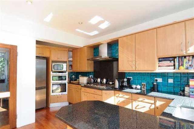  Image of 6 Bedroom Detached to rent at Dulwich Village, SE21 7BE