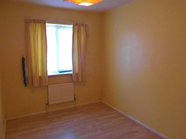  Image of 2 Bedroom Flat to rent at Croydon, CR0 4UW