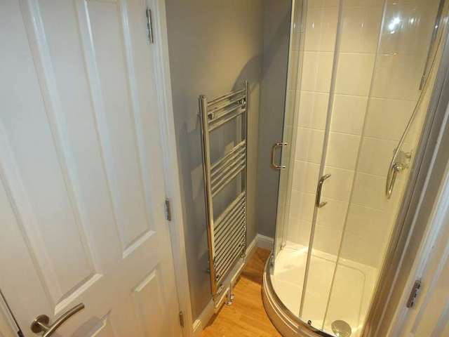  Image of 1 Bedroom Detached to rent at Reading Berkshire Reading, RG30 1DA