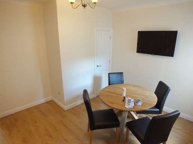  Image of 1 Bedroom Detached to rent at Reading Berkshire Reading, RG30 1DA