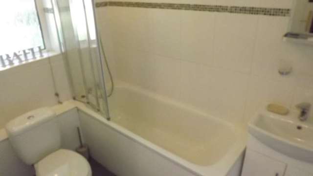  Image of Semi-Detached to rent at Dean Close  London, W4 3LX