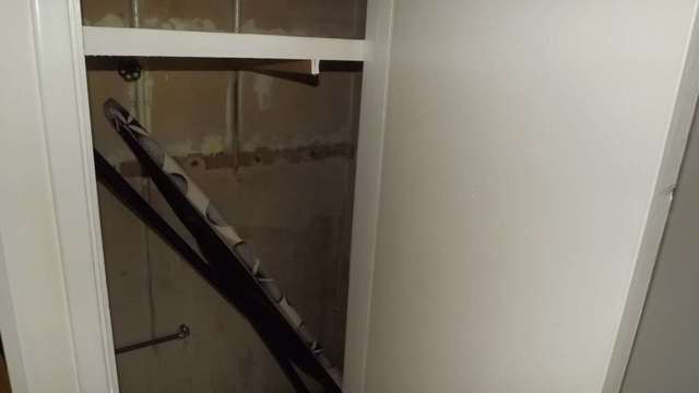  Image of Semi-Detached to rent at Dean Close  London, W4 3LX