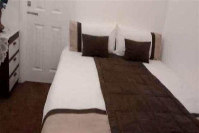  Image of Detached to rent at Reading, RG6 1AP
