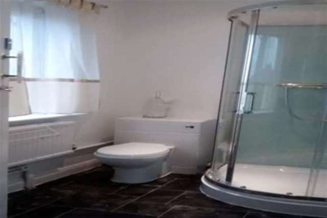  Image of Detached to rent at Reading, RG6 1AP