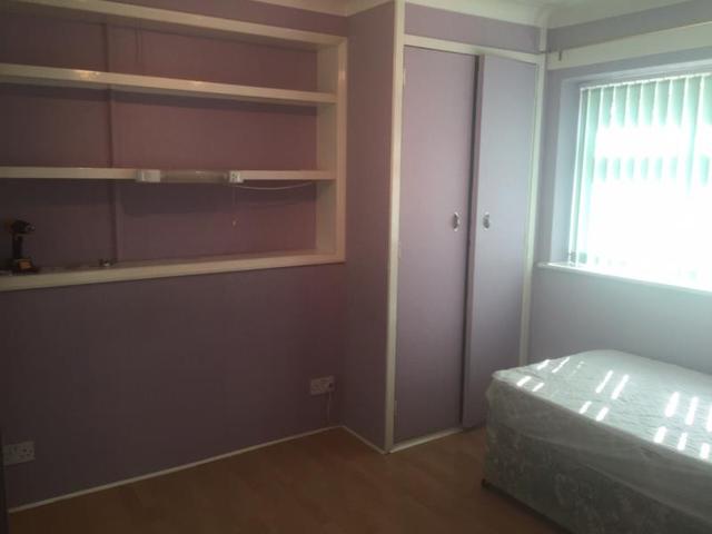  Image of 3 Bedroom Detached to rent at Enfield, EN3 5EP