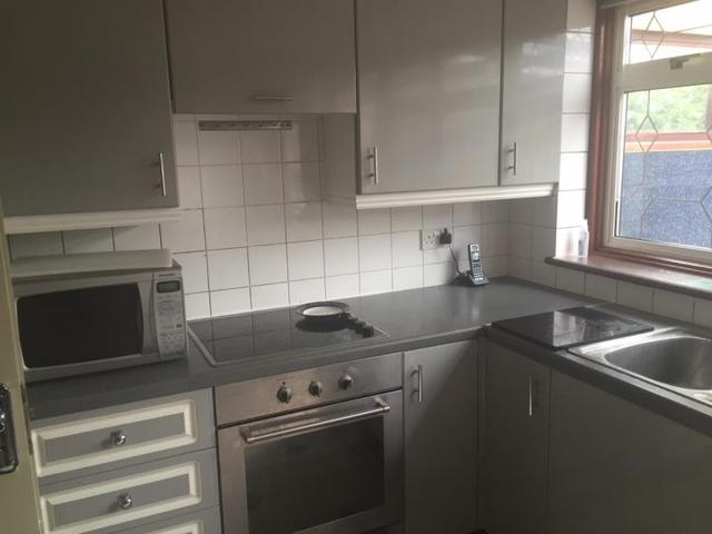  Image of 3 Bedroom Detached to rent at Enfield, EN3 5EP