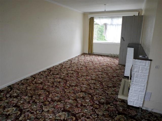  Image of 3 Bedroom Semi-Detached for sale at Bramley  Farsley, LS13 1BZ