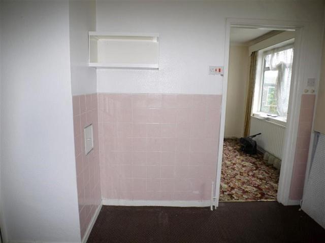  Image of 3 Bedroom Semi-Detached for sale at Bramley  Farsley, LS13 1BZ