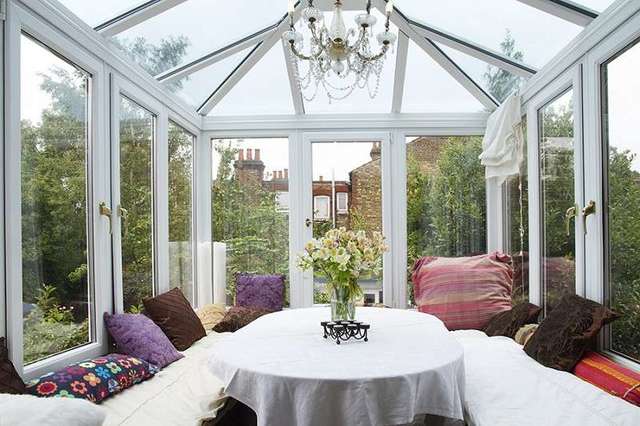  Image of 4 Bedroom Flat for sale at Glendale Avenue  Wood Green, N22 5AH
